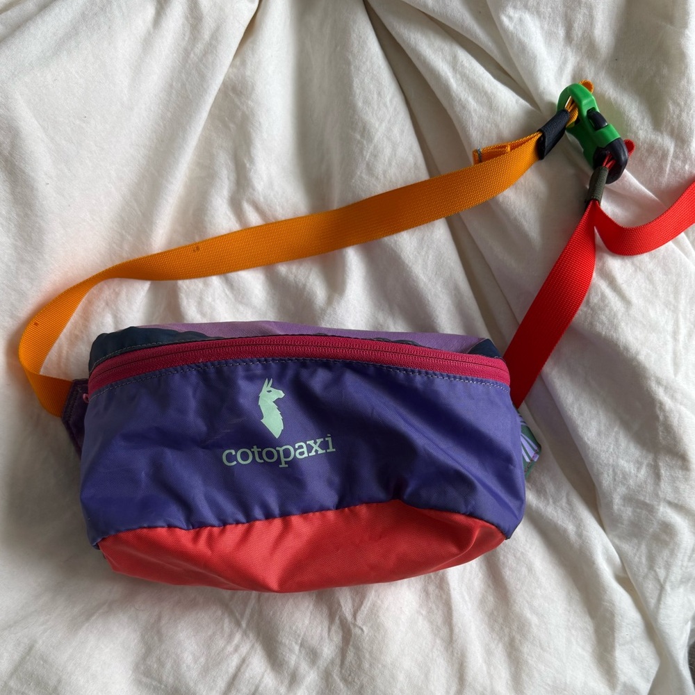 Cotopaxi Fanny pack